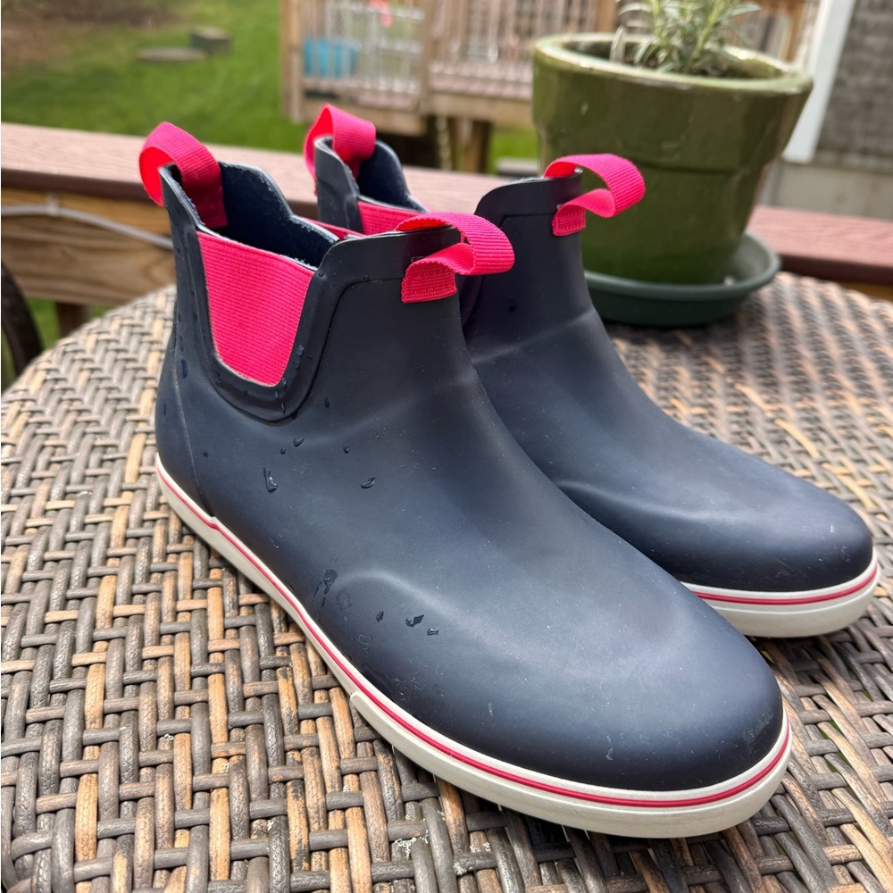 Ocean and Coast Navy Rain Ankle Boots with Pink size 10